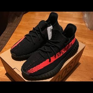 Adidas Yeezy Core reds